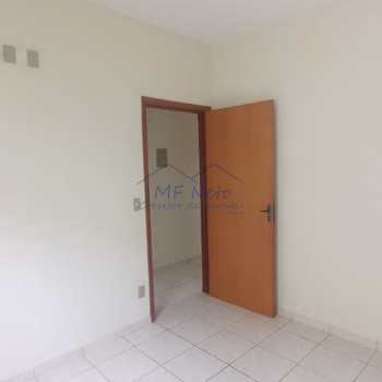 Casa em Pirassununga, bairro Vila Pinheiro