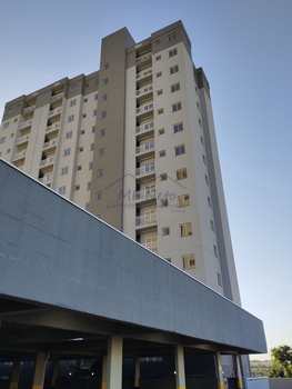 Apartamento, código 10133001 em Pirassununga, bairro Rosário