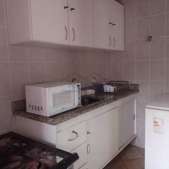 Apartamento em Pirassununga, bairro Residencial Planalto