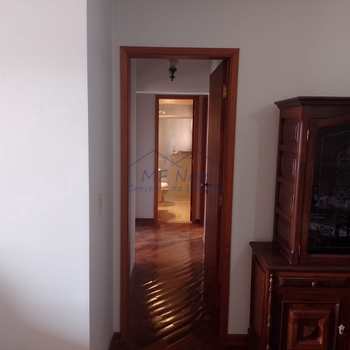 Apartamento em Pirassununga, bairro Residencial Planalto