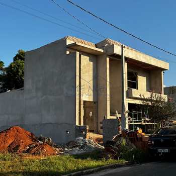 Casa de Condomínio em Pirassununga, bairro Residencial Alto do Jatoba