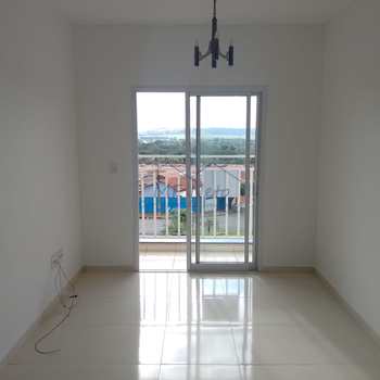 Apartamento em Pirassununga, bairro Coliseu Residence