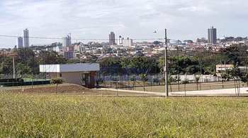 Terreno de Condomínio, código 10133188 em Pirassununga, bairro Residencial Alto do Jatoba