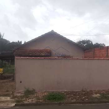 Casa em Pirassununga, bairro Vila São Guido