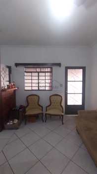 Casa, código 10133286 em Pirassununga, bairro Vila Real