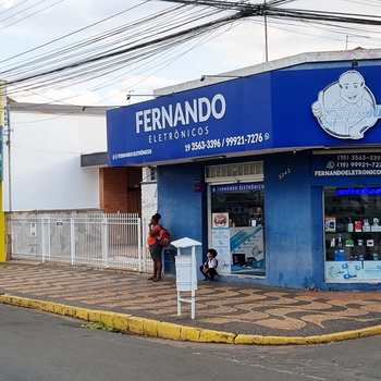 Salão em Pirassununga, bairro Centro
