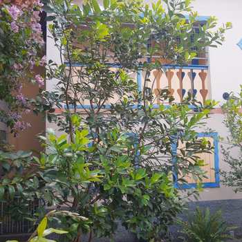 Casa em Pirassununga, bairro Cidade Jardim