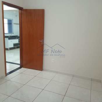 Casa em Pirassununga, bairro Terrazul Ba
