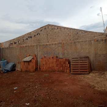 Casa em Pirassununga, bairro Terrazul Ba