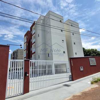 Apartamento em Pirassununga, bairro Vila Guimarães
