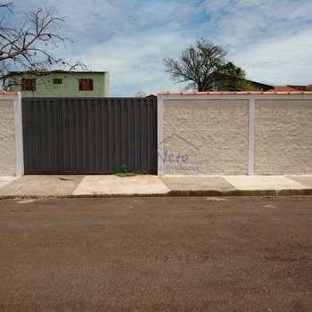 Terreno em Pirassununga, bairro Jardim Limoeiro