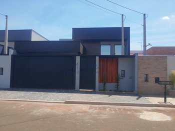 Casa, código 10133418 em Pirassununga, bairro Terramérica