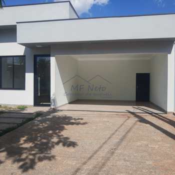 Casa de Condomínio em Pirassununga, bairro Condomínio Residencial Vila Suiça