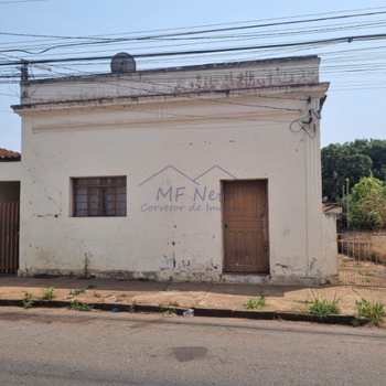 Terreno Comercial em Pirassununga, bairro Rosário