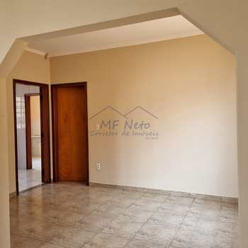Casa em Pirassununga, bairro Cidade Jardim
