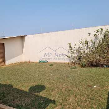 Casa em Pirassununga, bairro Cidade Jardim
