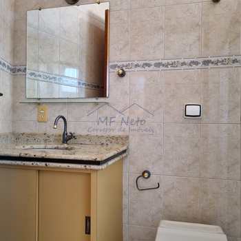 Casa em Pirassununga, bairro Cidade Jardim
