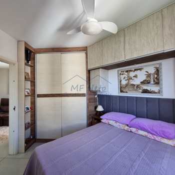 Apartamento em Pirassununga, bairro Condomínio Residencial Canto dos Pássaros