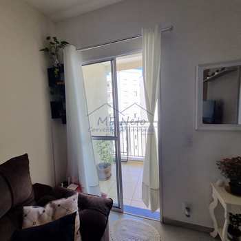 Apartamento em Pirassununga, bairro Condomínio Residencial Canto dos Pássaros