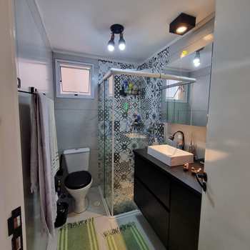 Apartamento em Pirassununga, bairro Condomínio Residencial Canto dos Pássaros