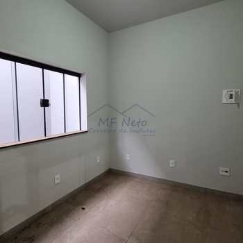 Galpão em Pirassununga, bairro Vila Nova