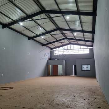 Galpão em Pirassununga, bairro Vila Nova