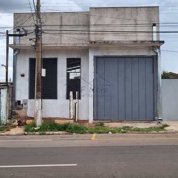 Galpão em Pirassununga, bairro Vila Nova