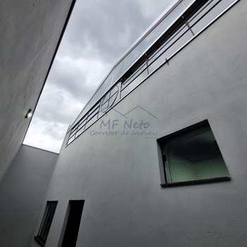 Galpão em Pirassununga, bairro Vila Nova