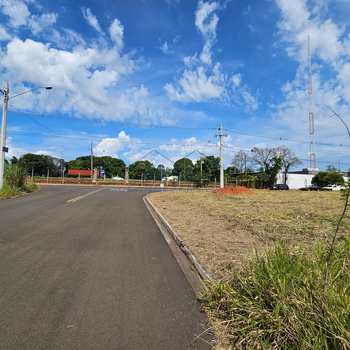 Terreno Comercial em Pirassununga, bairro Terramérica Rs