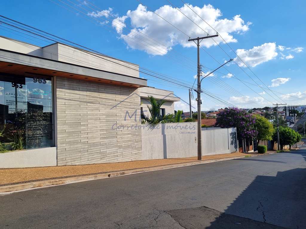 Prédio Comercial em Pirassununga, no bairro Centro