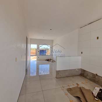 Casa em Pirassununga, bairro Jardim Portal D' São José