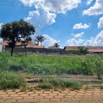 Terreno em Pirassununga, bairro Cidade Jardim