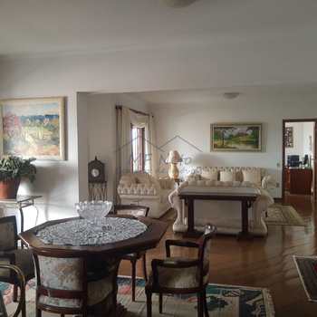 Apartamento em Pirassununga, bairro Edifício Residencial Park - Centro