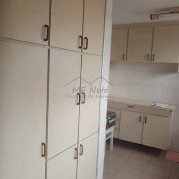 Apartamento em Pirassununga, bairro Edifício Residencial Park - Centro