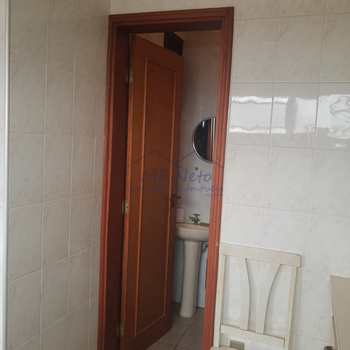 Apartamento em Pirassununga, bairro Edifício Residencial Park - Centro