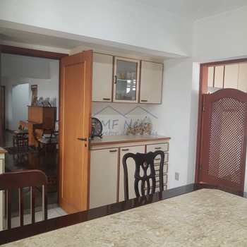 Apartamento em Pirassununga, bairro Edifício Residencial Park - Centro