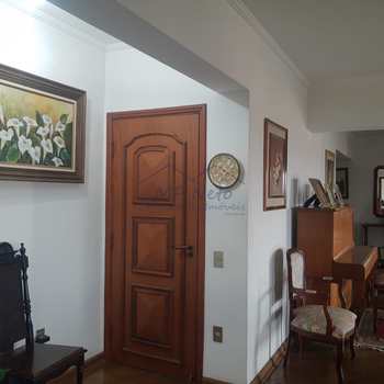 Apartamento em Pirassununga, bairro Edifício Residencial Park - Centro