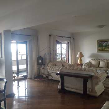 Apartamento em Pirassununga, bairro Edifício Residencial Park - Centro