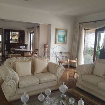 Apartamento em Pirassununga, bairro Edifício Residencial Park - Centro
