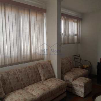 Apartamento em Pirassununga, bairro Edifício Residencial Park - Centro