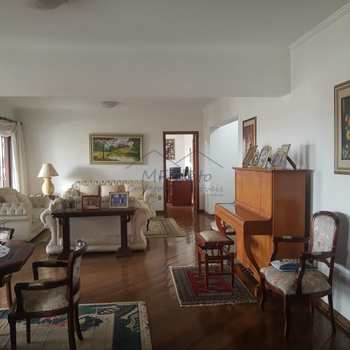 Apartamento em Pirassununga, bairro Edifício Residencial Park - Centro