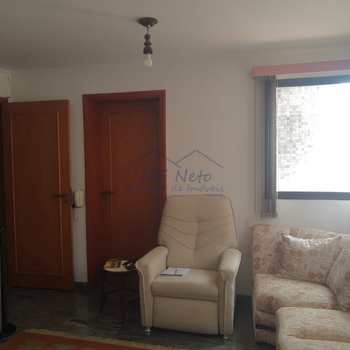 Apartamento em Pirassununga, bairro Edifício Residencial Park - Centro