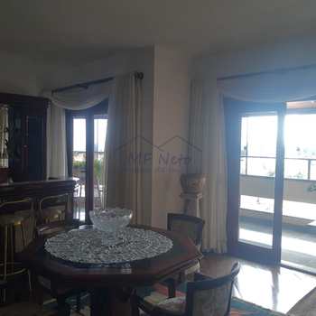 Apartamento em Pirassununga, bairro Edifício Residencial Park - Centro
