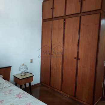 Apartamento em Pirassununga, bairro Edifício Residencial Park - Centro