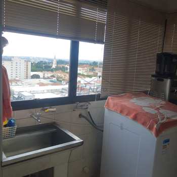 Apartamento em Pirassununga, bairro Edifício Residencial Park - Centro