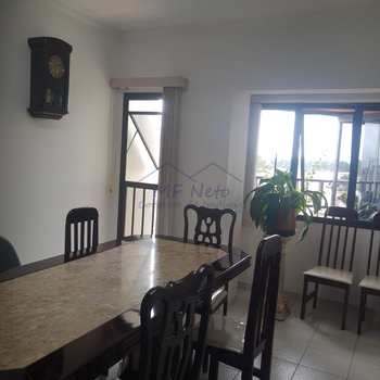 Apartamento em Pirassununga, bairro Edifício Residencial Park - Centro