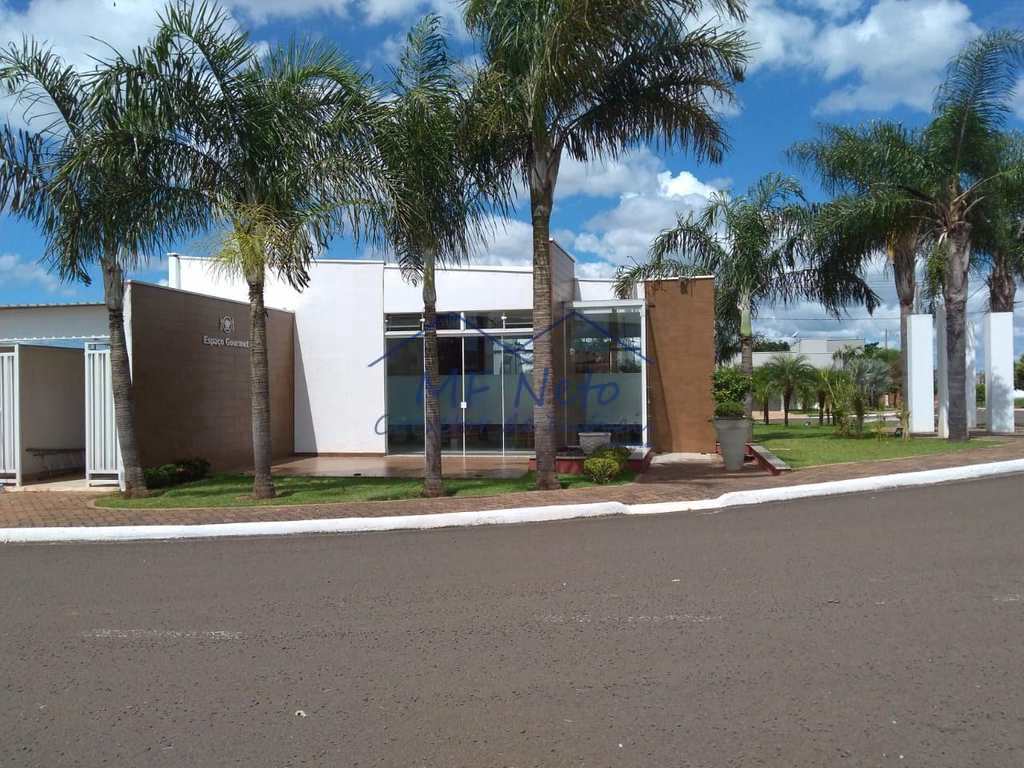 Terreno de Condomínio em Pirassununga, no bairro Jardim Quinta das Flores