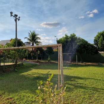 Casa em Pirassununga, bairro Jardim do Lago