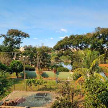 Casa em Pirassununga, bairro Jardim do Lago