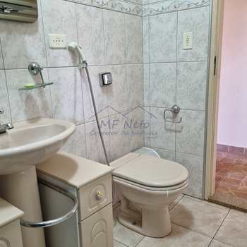 Casa em Pirassununga, bairro Jardim do Lago